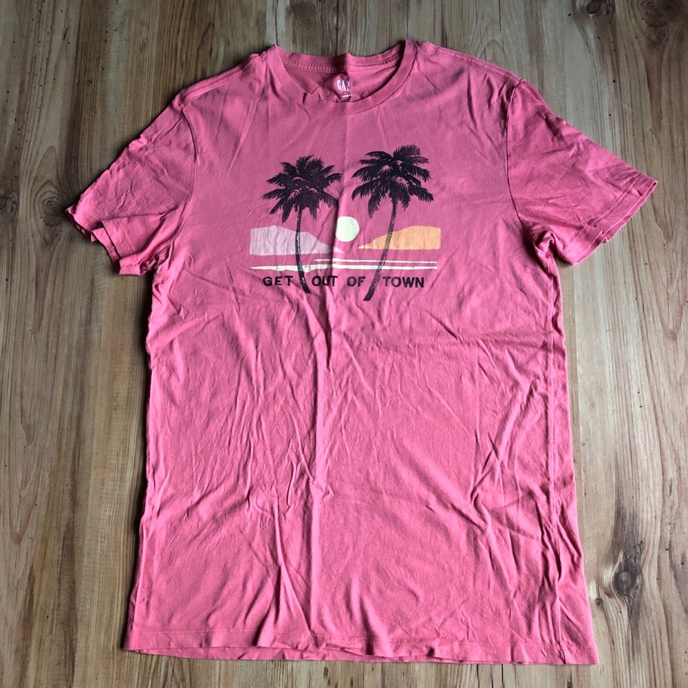 GAP Graphic Palms Tee Shirt GET OUT OF TOWN Medium